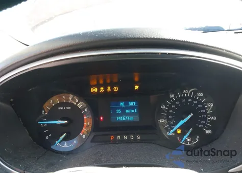 2013 Ford Fusion S из США, поврежденный, VIN 3FA6P0G71DR319105